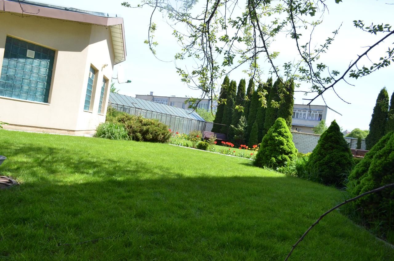 Дома для отпуска Cottage with sauna and pool Гродно-34